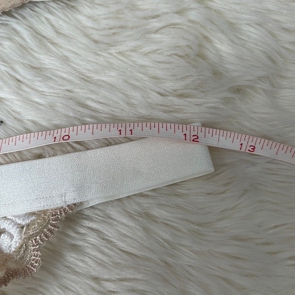 Y2K Victoria’s Secret Lingerie Set - Picture 5 of 5